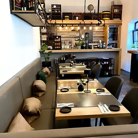 Bischoffs Ξενοδοχείο 4*