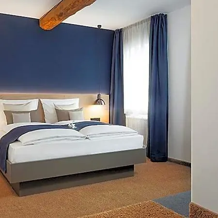 فندق Bischoffs 4*